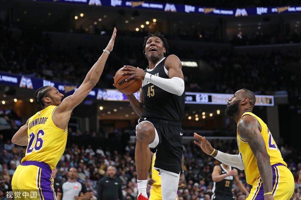 们以其各自 们以其各自